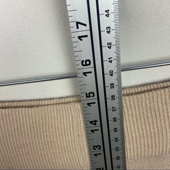 WAYF Tan Beige Crop Casual Pants Size Medium Fulton Nordstrom Stretch Loungewear - Picture 12 of 16